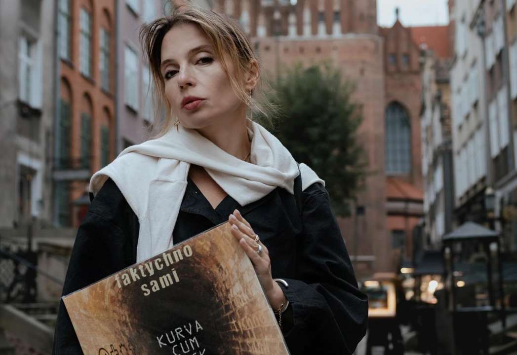 Украинская писательница и общественный деятель Ирена Карпа / Фото: instagram.com/qarpa Ирена Карпа едва не потеряла брак из-за войны: муж не выдержал ее преданности Украине