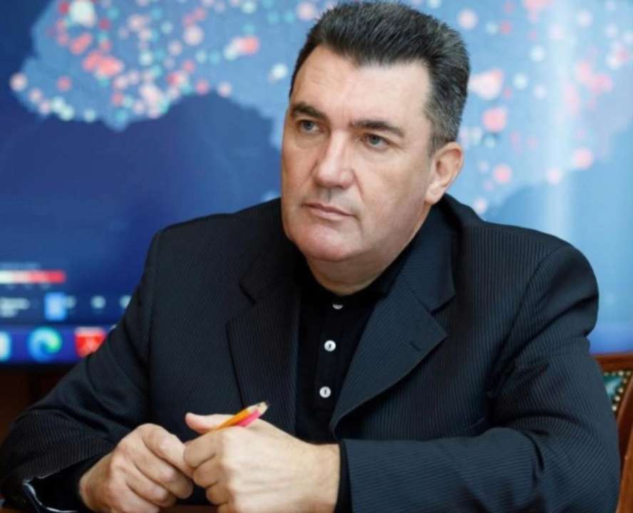 Данилов объяснил, почему в рф участились пожары и взрывы/Фото: Facebook Данилов