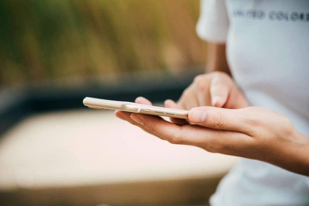 Як безпечно користуватися смартфоном на окупованих територіях/Фото: pexels Телефон