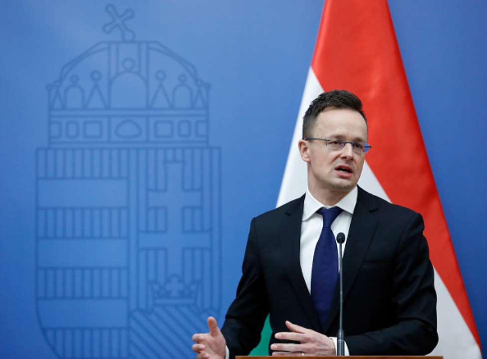 В Венгрии нашли оправдание на отказ поставлять оружие Украине