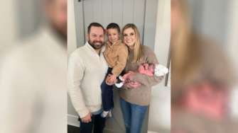 В семье впервые за 138 лет родилась девочка/Фото: GMA В семье впервые за 138 лет родилась девочка/Фото: GMA