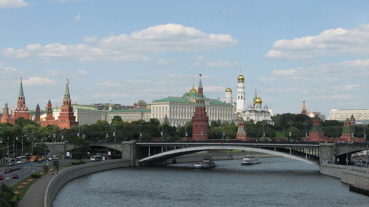 Кремль заявив, що не бачить підстав для мирних переговорів з Україною зараз