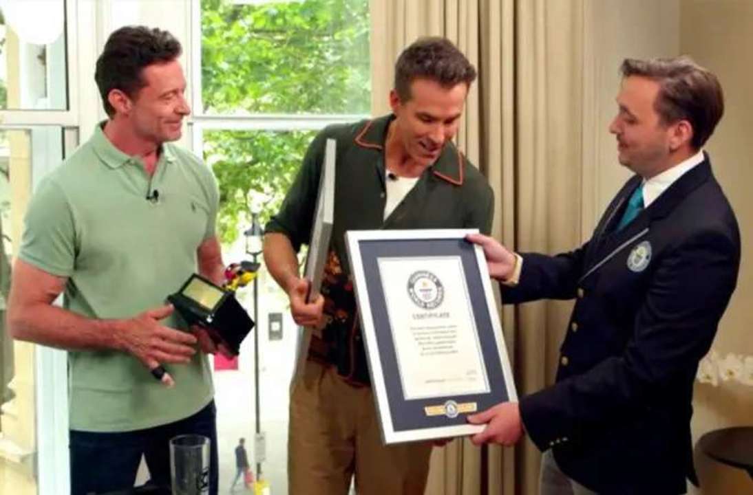 Раян Рейнольдс і Г'ю Джекман / Фото: Guinness World Records Раян Рейнольдс і Г'ю Джекман встановили новий рекорд Гіннесса