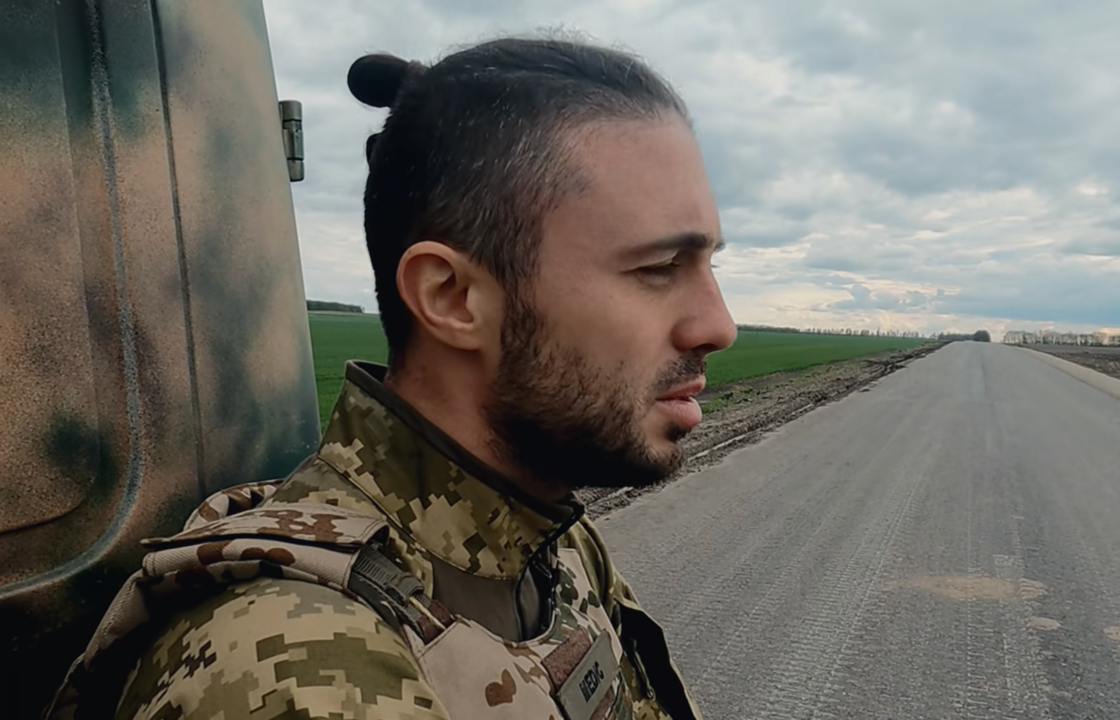 Тарас Тополь потерял трех собратьев / Фото: скриншот с видео Отважные Герои: Тарас Тополя сообщил о гибели собратьев
