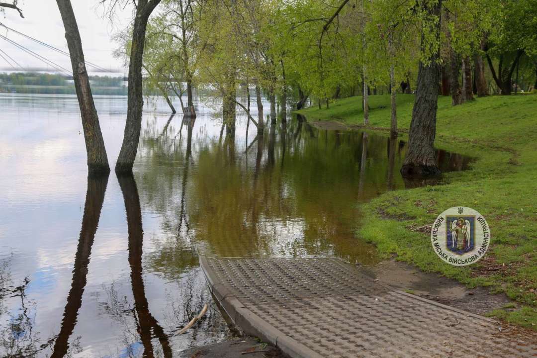 У Києві ще сильніше піднявся рівень води у Дніпрі / Фото: t.me/VA_Kyiv У Києві ще сильніше піднявся рівень води у Дніпрі / Фото: t.me/VA_Kyiv