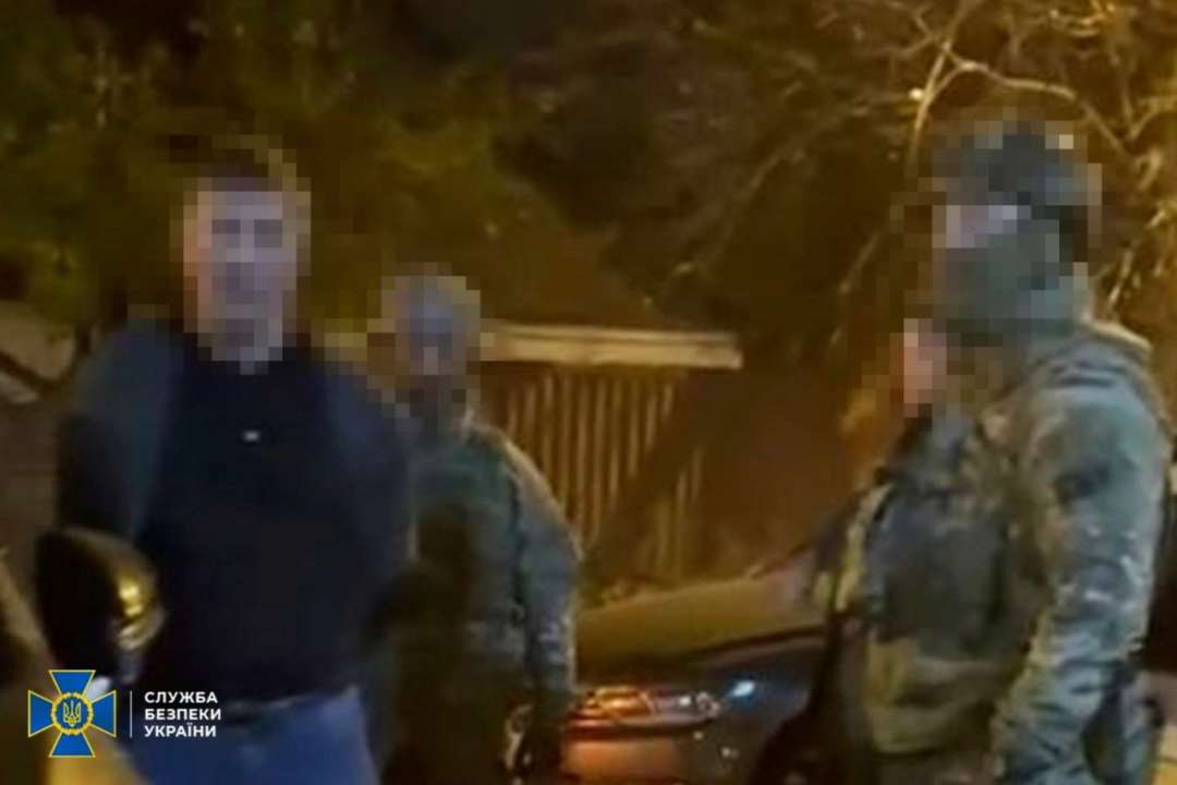 У Дніпровській області СБУ ліквідувала групу, яка тероризувала регіон: її лідером був місцевий депут