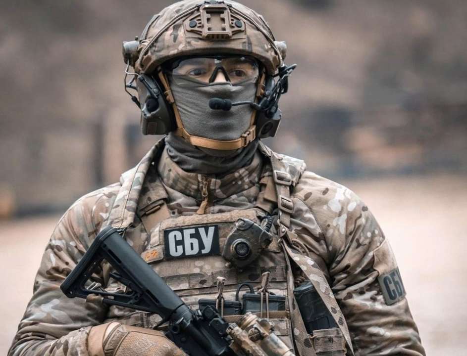 СБУ затримала колаборанта, який зливав білорусам інформацію про позиції ЗСУ/Фото: СБУ/Facebook СБУ затримала інформатора, який здавав білорусам позиції ЗСУ у західних областях