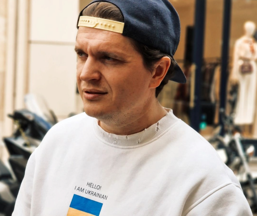 Анатоліч висміяв Тодоренко за скиглення через сукню / Фото: Instagram Анатолій Анатоліч висміяв Тодоренко, яка ридає через погано зшиту сукню