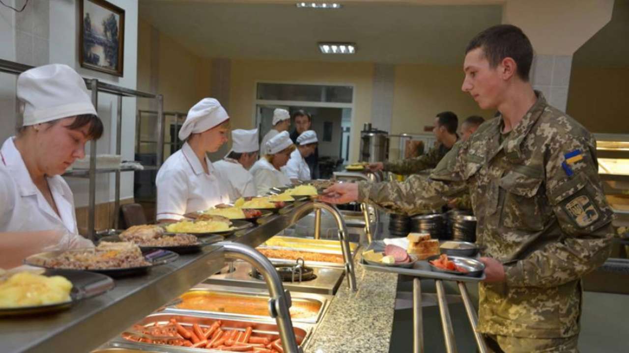 Міноборони купуватиме крупи та хліб для ЗСУ окремо від каталогу/Фото: armyinform.com.ua Міноборони купуватиме крупи та хліб для ЗСУ окремо від каталогу: що це змінить