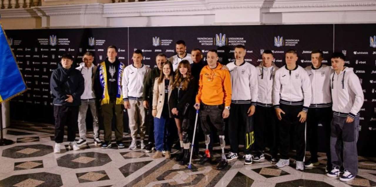 Шевченко: УАФ та нацзбірна з Superhumans збиратимуть гроші на спортивні протези для ветеранів війни