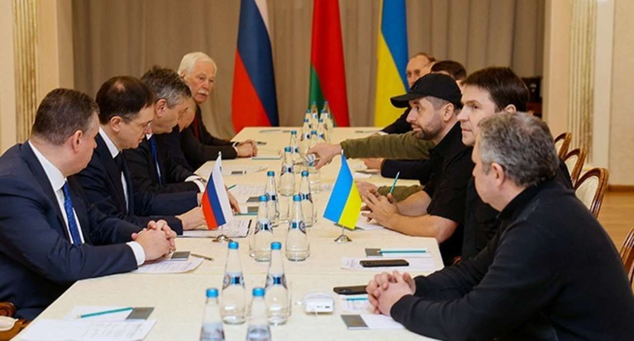 Что нужно знать о переговорах Украины и россии/Фото: Oleksiy Reznikov/Facebook Переговоры Украины и россии в Стамбуле: что нужно знать