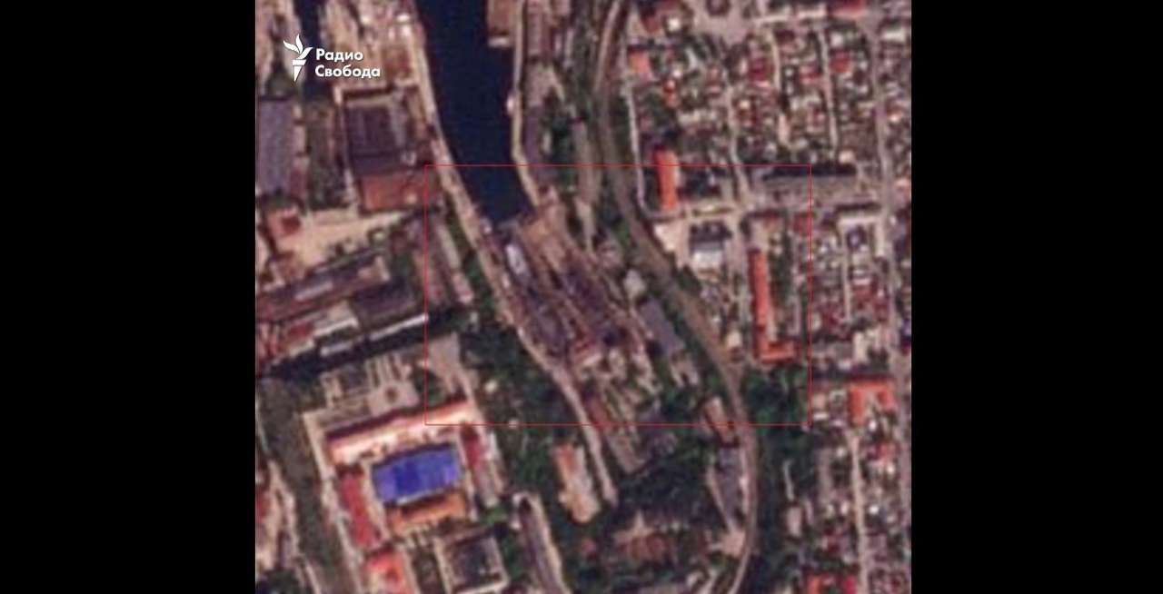 З'явилися супутникові знімки руйнування Севастопольського морського заводу