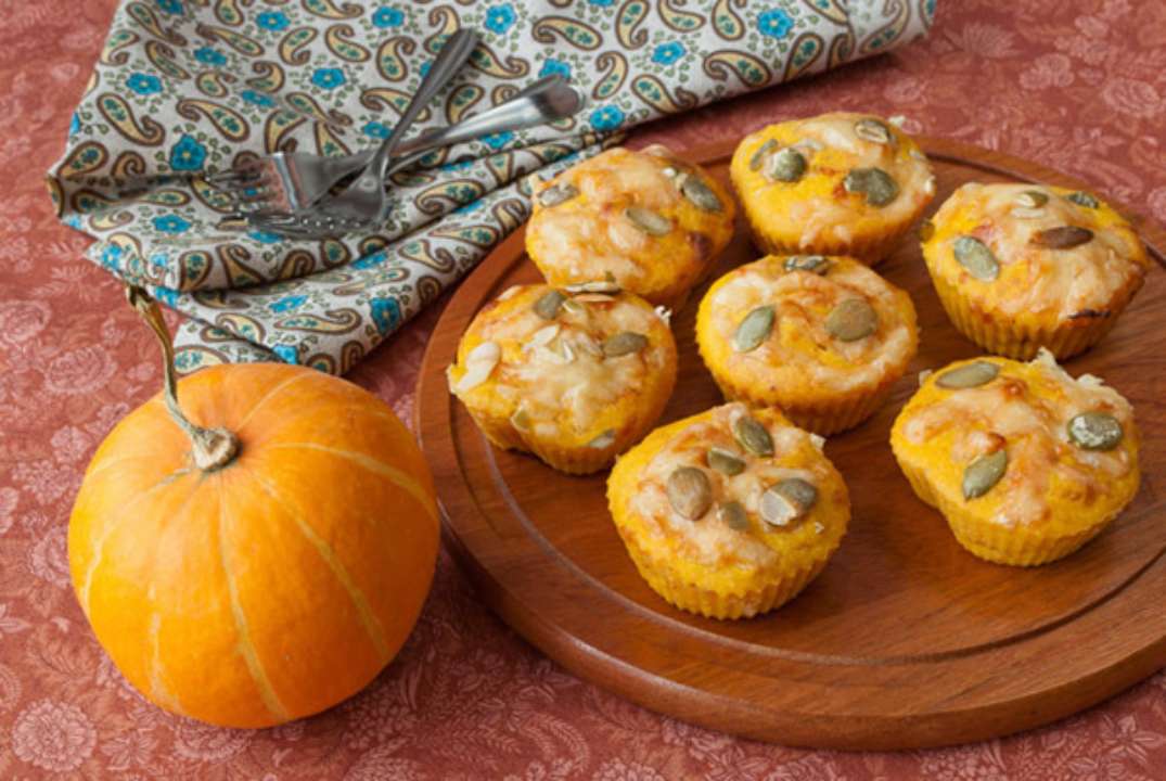 Самый вкусный десерт осени: тыквенные маффины. Видеорецепт