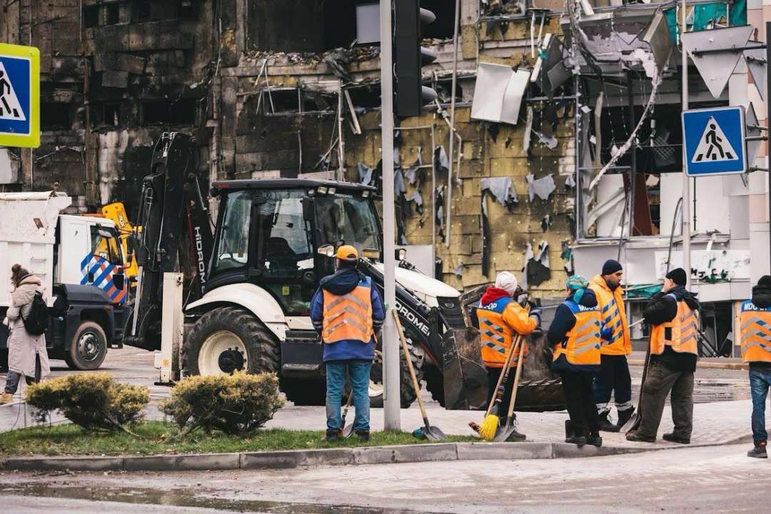 Майже 120 міст і сіл постраждало учорашньої російської атаки: ліквідація наслідків триває