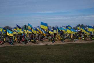 Мешканцям Херсонщини нагадали про заборони по поминальні дні/Фото: Getty Images Мешканцям Херсонщини нагадали про заборони по поминальні дні/Фото: Getty Images