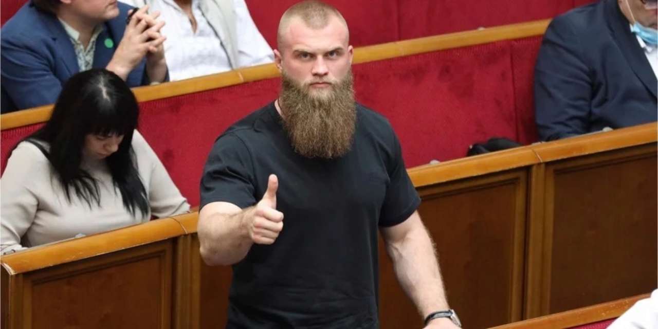 Факт незаконного перетину нардепом Дмитруком держкордону встановлено/Фото: Артем Дмитрук/Facebook