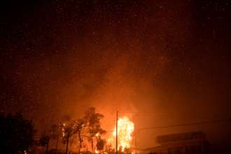 Пожежі в Греції Фото: Getty Images/Автор: Milos Bicanski Пожежі в Греції