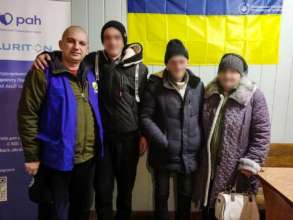 Фото: Омбудсман Дмитрий Лубинец Из оккупации выехали еще 17 украинцев
