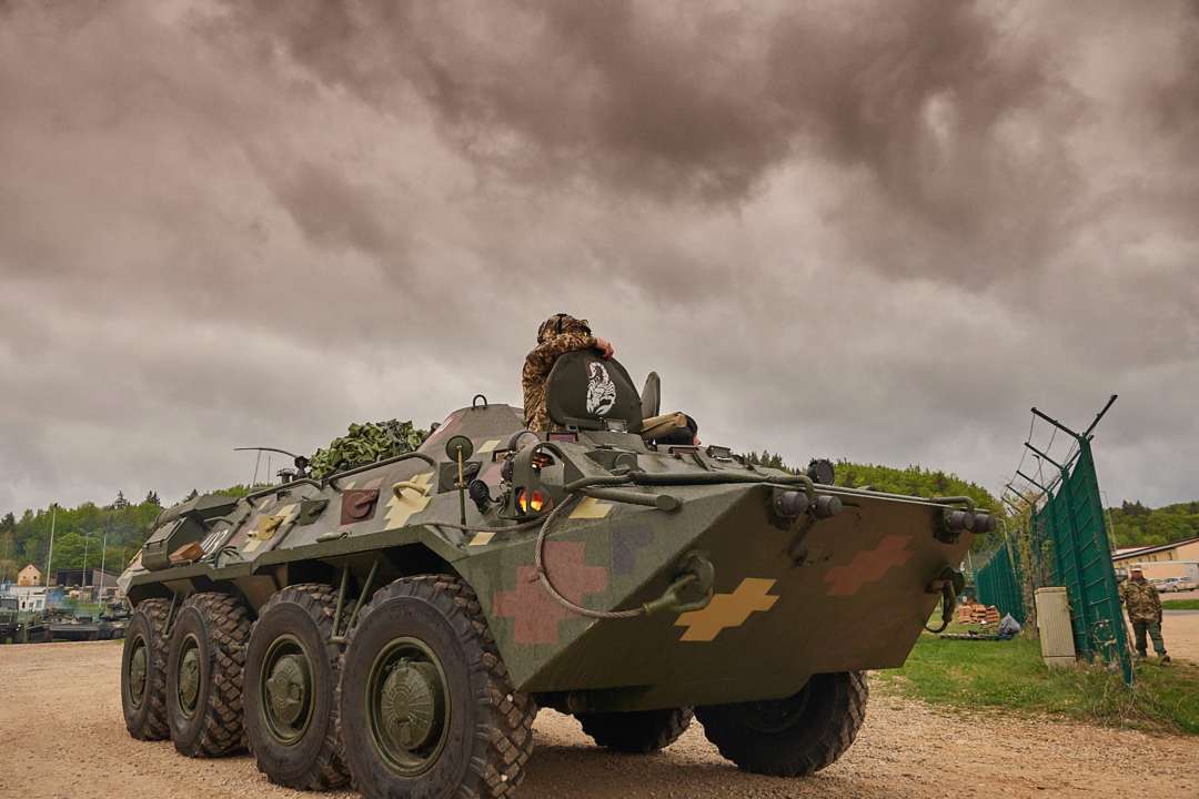 Режим "тишины" на Донбассе: оккупанты ранили двух украинских военных