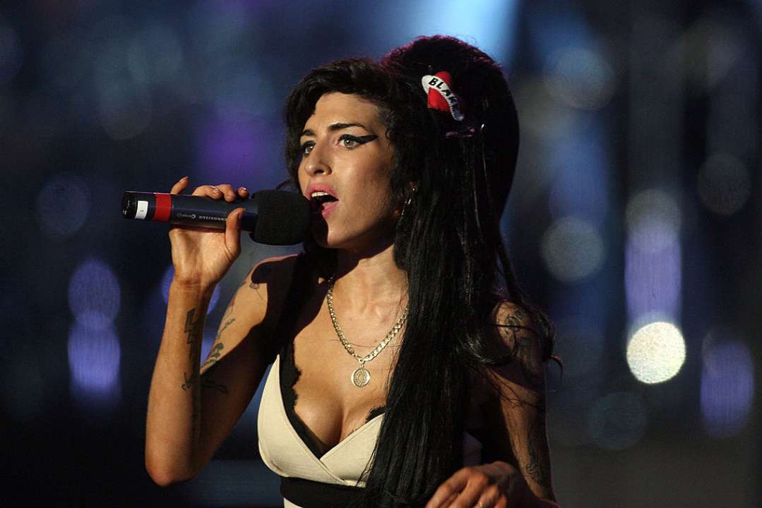 Мариса Абела сыграет главную роль в новом байопике об Эми Вайнгауз/Фото: Dan Kitwood/Getty Images Британская певица Эми Уайнгауз