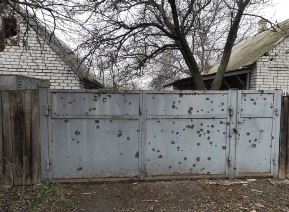 Бойовики обстріляли житлові будинки на Луганщині