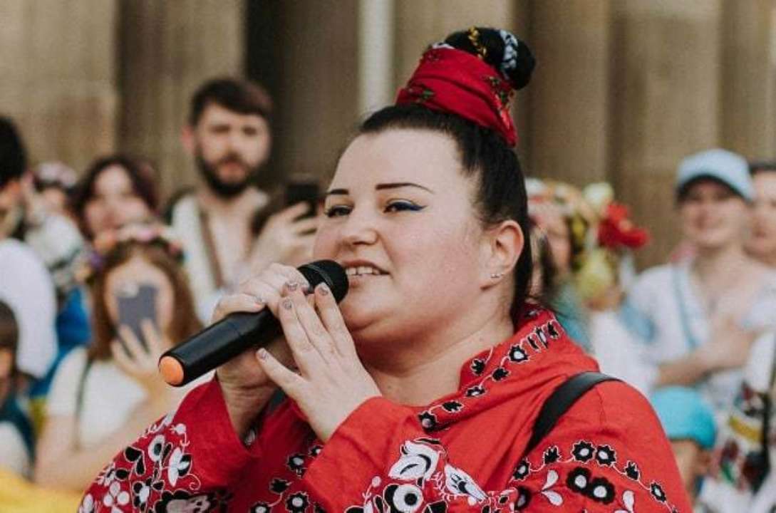 Alyona Alyona представила актуальнішу версію пісні "Викину"/Фото: Instagram "Викину росію зі свого життя, наче сміття": Alyona Alyona змінила рядки пісні "Викину"