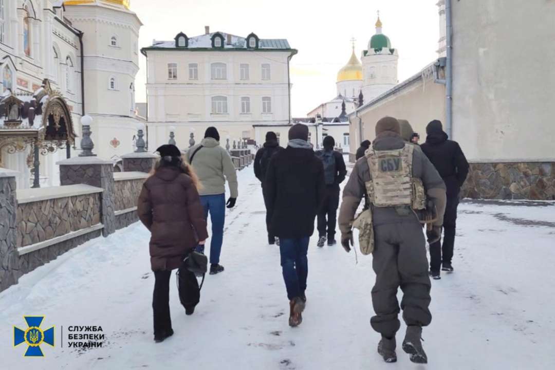 СБУ завітала з обшуками до Почаївської лаври УПЦ (МП)
