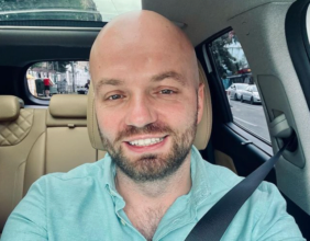 Слава Демин рассказал, что ему предлагали секс с мужчиной/Фото: Слава Демин в Instagram Украинский телеведущий Слава Демин