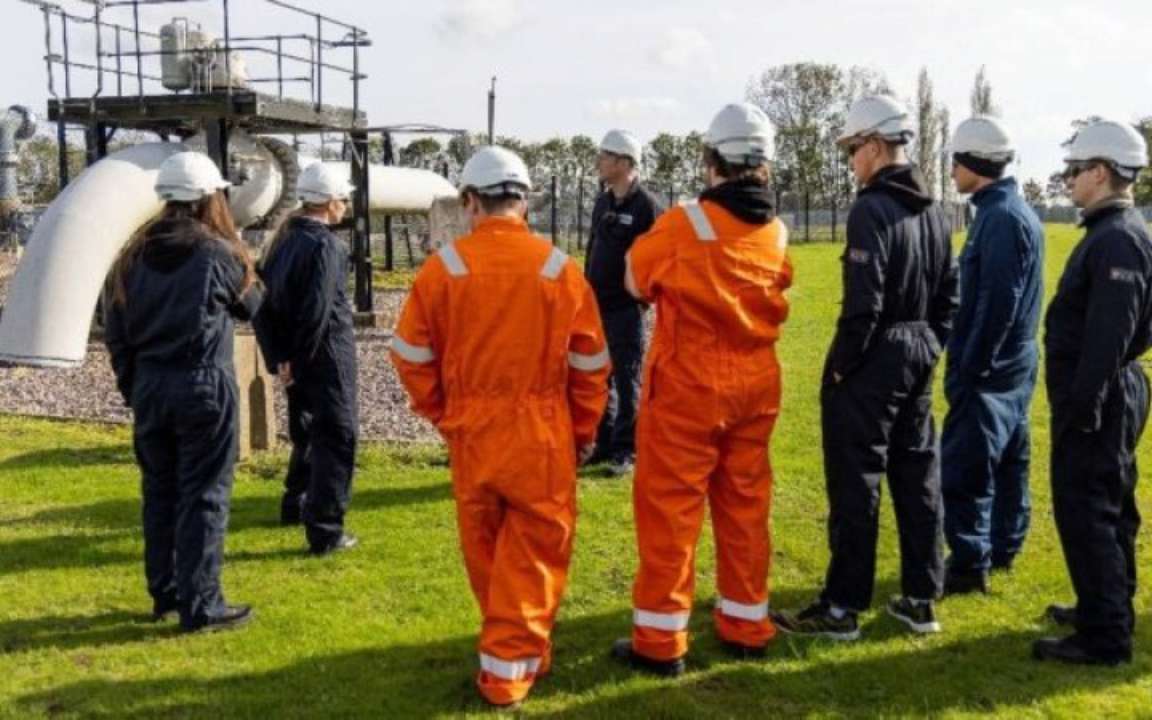 Українські інженери навчилися у Британії захищати енергооб'єкти від атак рф