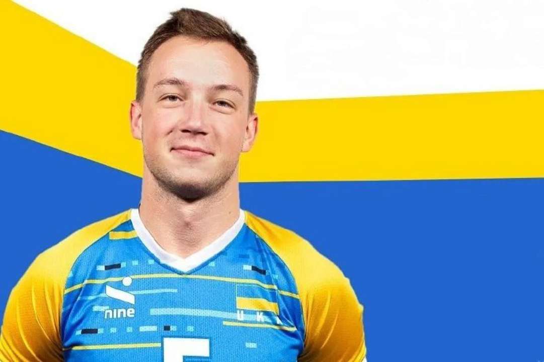 Капитан сборной Украины по волейболу стал амбассадором "Пліч-о-пліч"