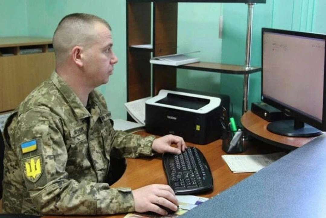 Нардепы поддержали идею создания единой базы данных, которая будет содержать информацию о военнослужащих ВСУ и Государственной службы специального транспорта/Фото: glavcom ВРУ одобрила создание единого государственного реестра военнослужащих