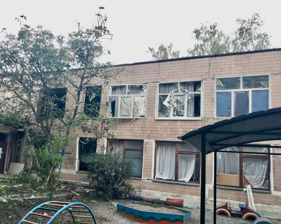 Російські війська обстріляли Дніпропетровську область/Фото: Валентин Резніченко/Дніпропетровська ОДА Росіяни обстріляли з "Градів" Дніпропетровщину: пошкоджені багатоповерхівки і лікарня