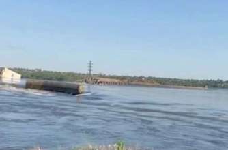 На місцях вже працюють фахівці Центру контролю та профілактики хвороб (ЦКПХ) та відбирають проби води На місцях вже працюють фахівці Центру контролю та профілактики хвороб (ЦКПХ) та відбирають проби води