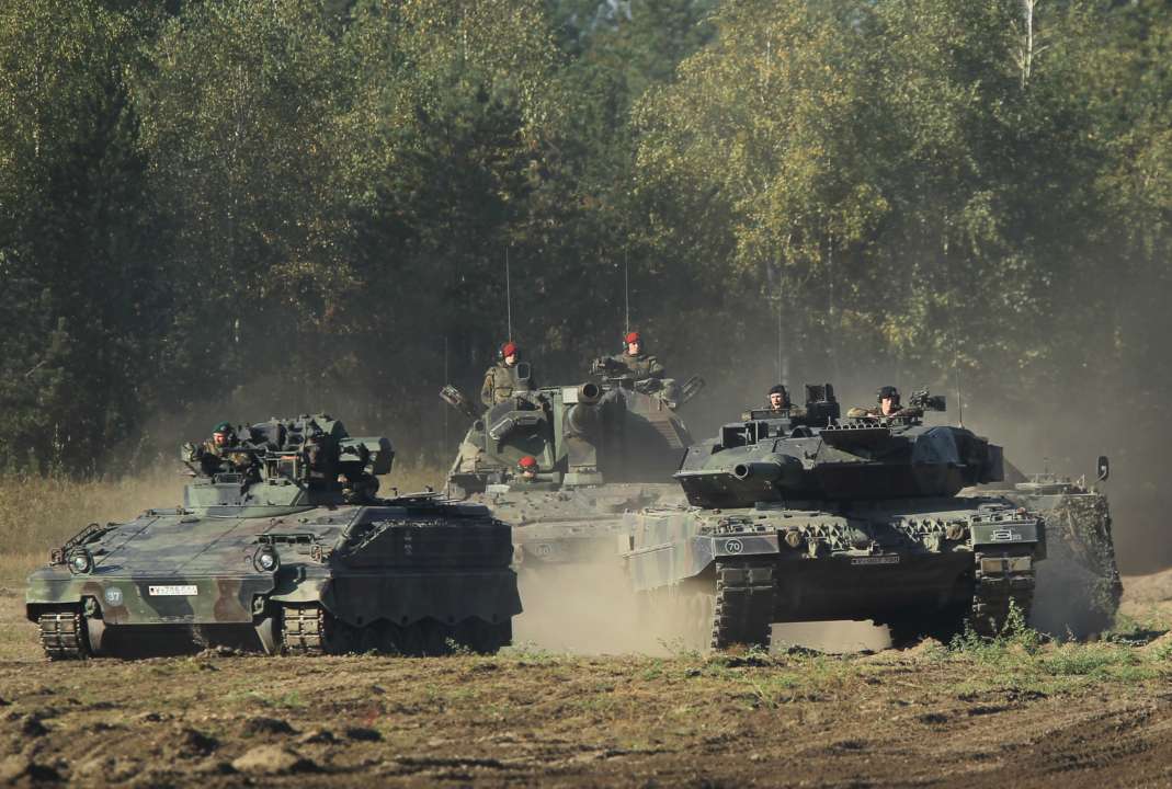 Rheinmetall поставит Украине еще 20 БМП Marder 1A3/Фото: gettyimages Германия профинансирует передачу Украине еще 20 БМП Marder