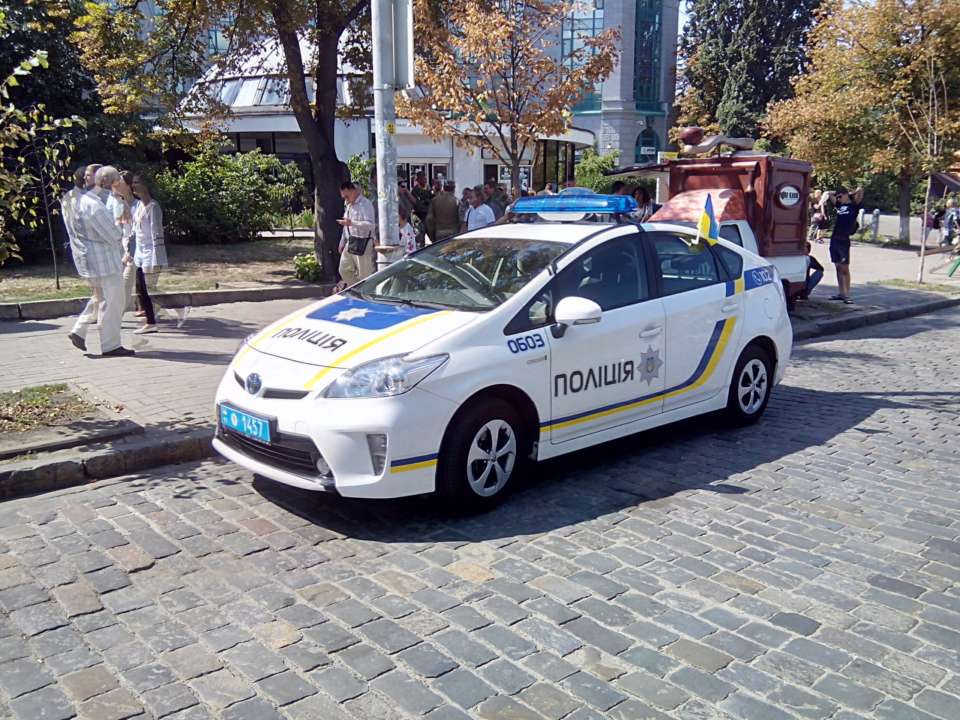 Співробітники поліції вкрали солідну суму на "ремонті" авто / Фото: wikimedia.org