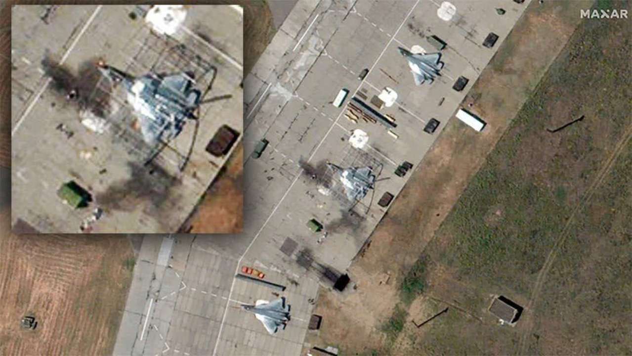 ГУР подтвердили поражение Су-57 / Фото: Maxar путин бесится: ГУР подтвердили поражение Су-57