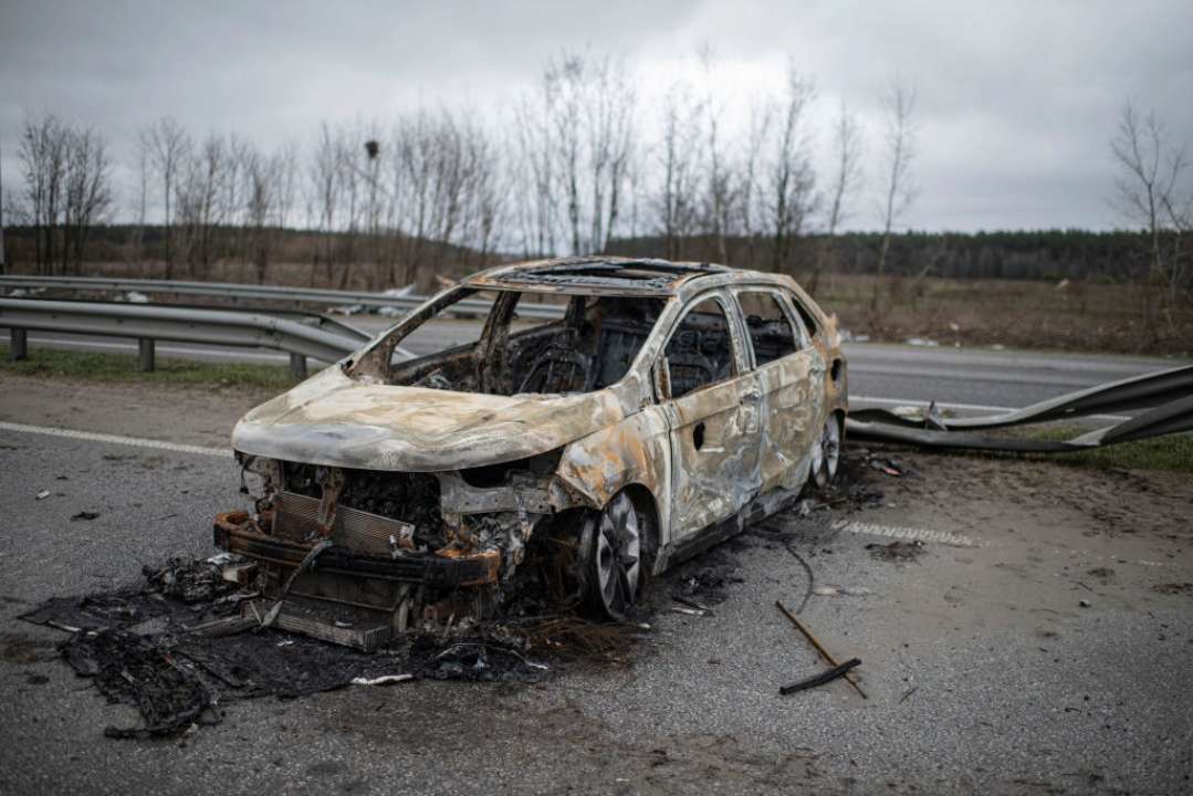 Рашисты атаковали гражданскую машину в Харьковской области/Фото: Getty Images Рашисты атаковали гражданскую машину в Харьковской области/Фото: Getty Images