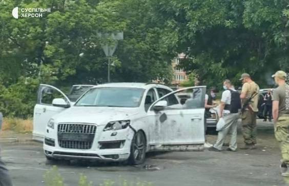 В Херсоне подорвали машину предателя Украины/Фото: t.me/suspilnekherson В Херсоне подорвали машину предателя Украины