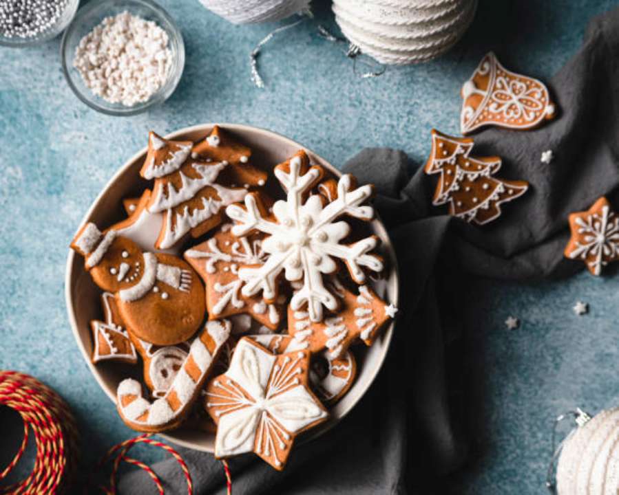 Вкус и запах зимних праздников: как приготовить вкусное имбирное печенье на сливочном масле