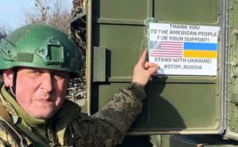 Оператори Patriot підтримали флешмоб пілотів F-16 і звернулися до народу США/Фото: кадр з відео Оператори Patriot підтримали флешмоб пілотів F-16 і звернулися до народу США/Фото: кадр з відео