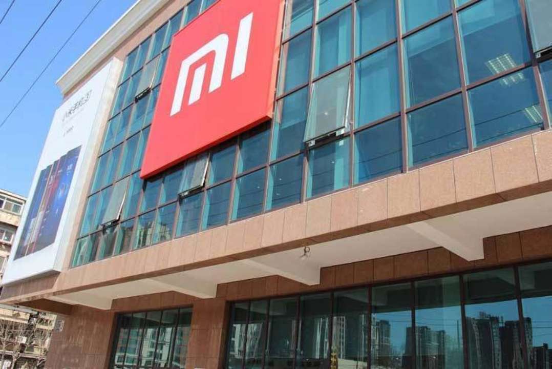 (Фото: из открытых источников/Автор - неизвестен) Супер-новинка от Xiaomi: компания анонсирует сгибаемый смарфтон