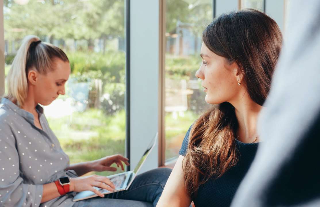 Тест у картинці розкаже чому вам заздрять люди/Фото: Pexels Заздрість