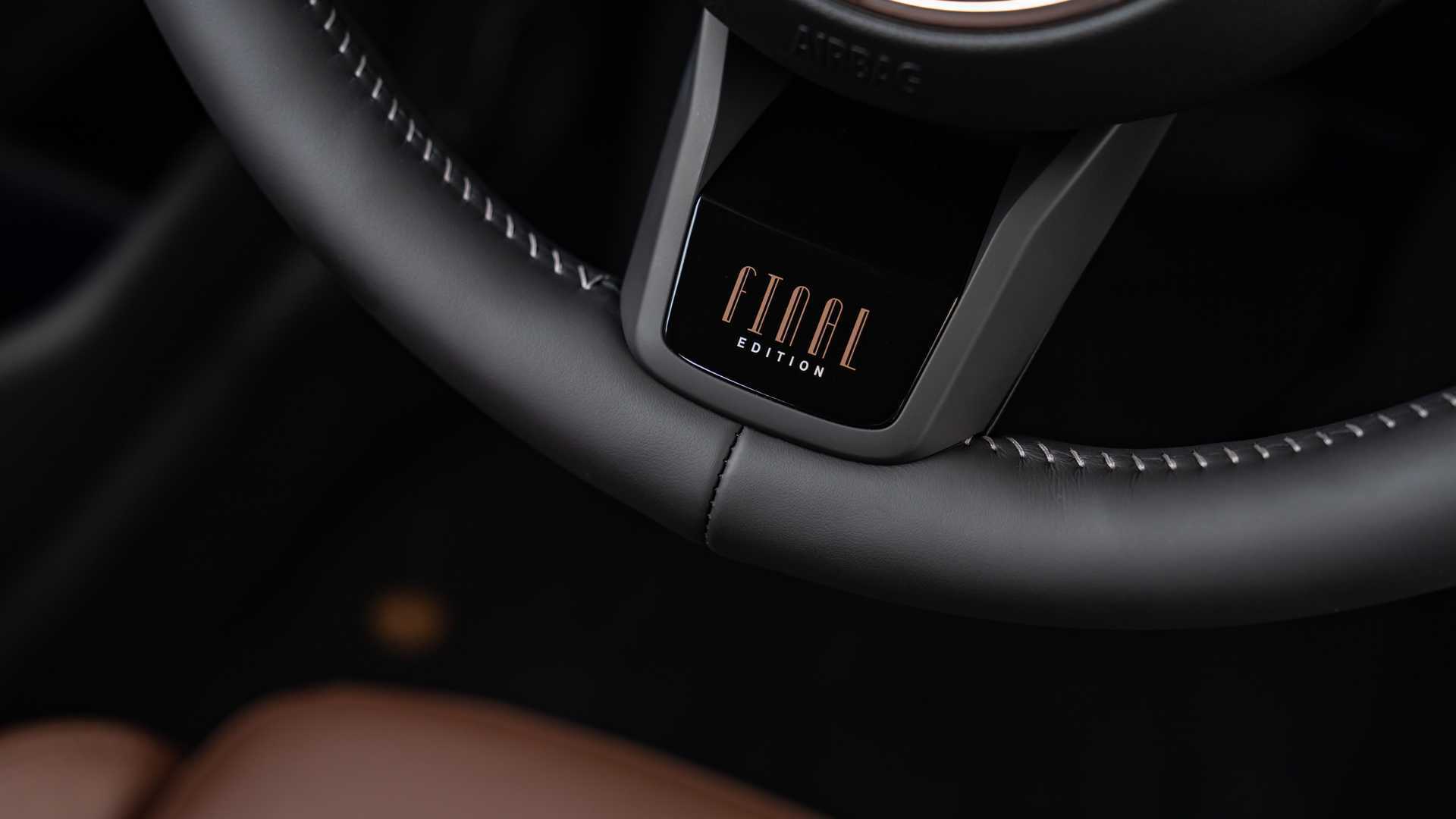 Фото: MINI Кінець 54-річної історії: MINI показала лімітований Clubman Final Edition