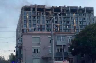 Обстріл багатоповерхівки у Дніпрі/Фото: Дмитро Лубінець Обстріл багатоповерхівки у Дніпрі/Фото: Дмитро Лубінець