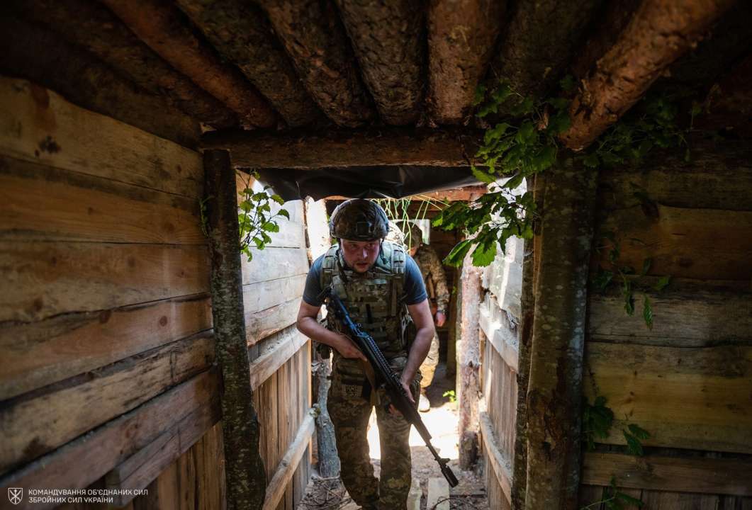 Командувач Об’єднаних Сил ЗС України генерал-лейтенант Сергій Наєв побував з робочою поїздкою на Волинському напрямку Командувач Об’єднаних Сил ЗС України генерал-лейтенант Сергій Наєв побував з робочою поїздкою на Волинському напрямку