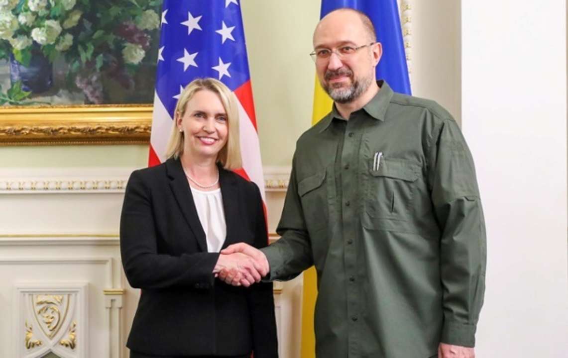 Бріджіт Брінк і Денис Шмигаль