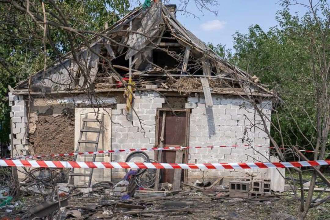 Последствия ночной атаки Запорожского района/Фото: Иван Федоров Последствия ночной атаки Запорожского района/Фото: Иван Федоров