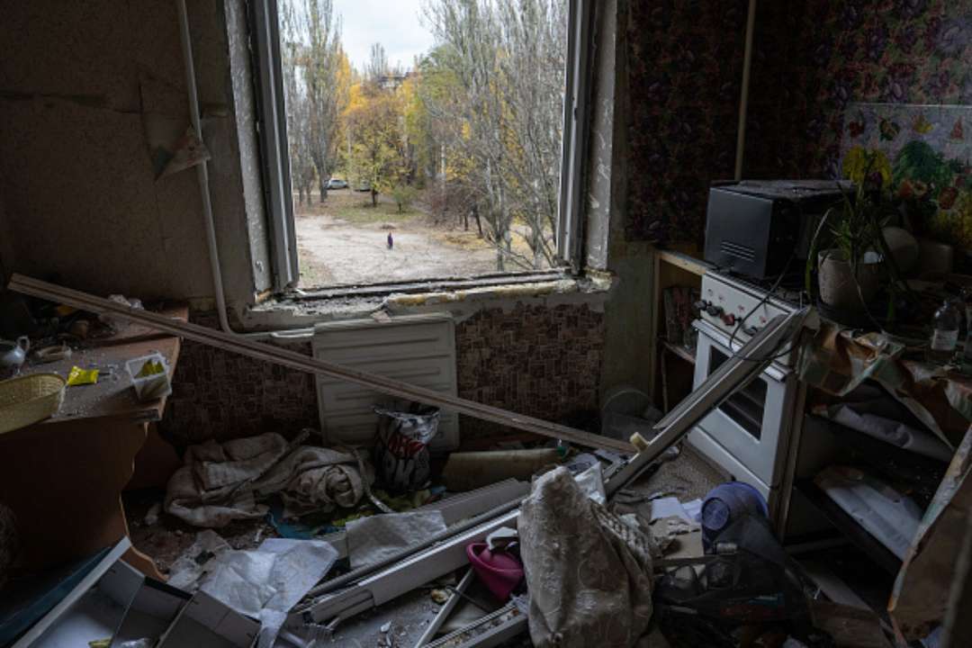 Знущалися над мирним населенням: у звільненій Снігурівці виявили катівню