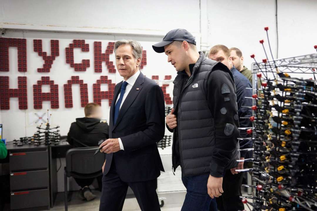 Федоров вместе с американской делегацией посетили производство дронов/Фото: Михаил Федоров