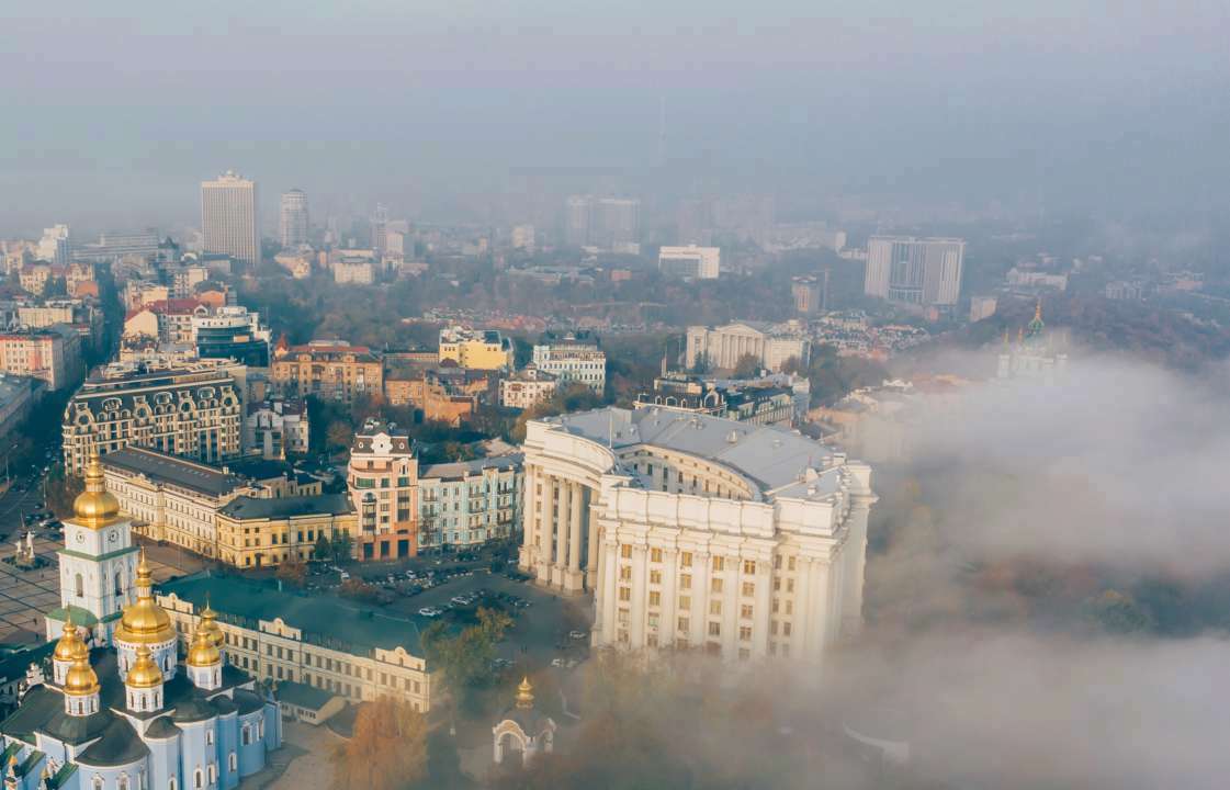 Киев и область предупредили о сильной жаре сегодня / Фото: Freepik Киев и область предупредили о сильной жаре сегодня / Фото: Freepik